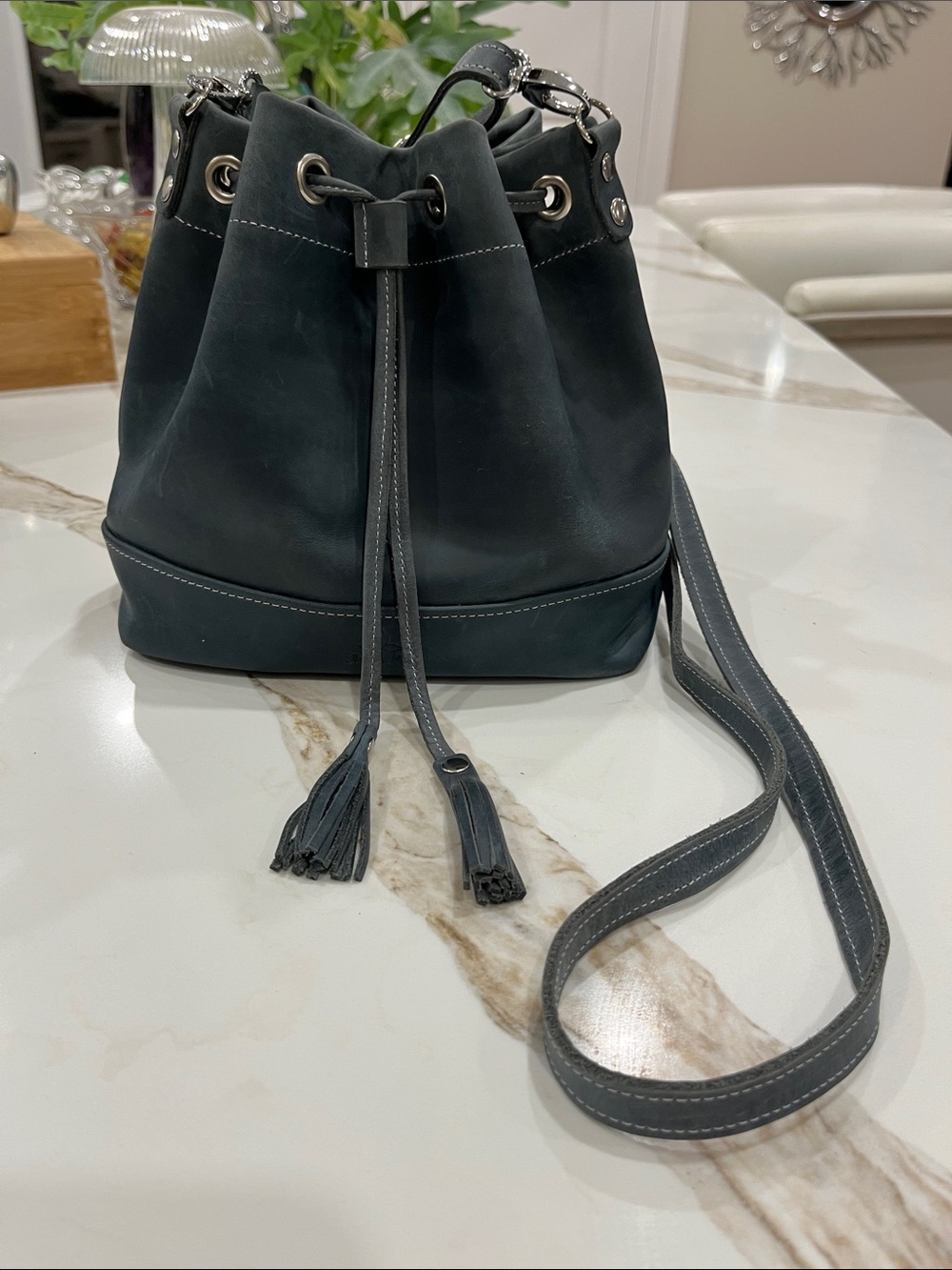 Classic green Leather Drawstring Crossbody Bag